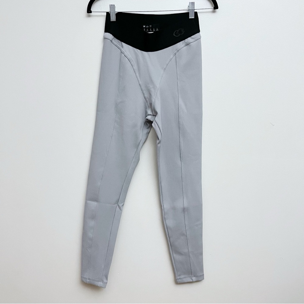 NEW Reebok Cardi B Thick Rib Tights GRAY HC5280 training pants Women’s Medium - Picture 3 of 11